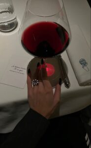 Fine Wine: Khám Phá Rượu Vang Hảo Hạng