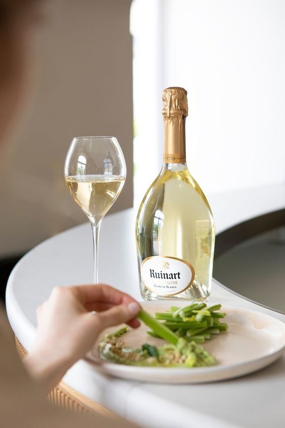 Rượu vang trắng (White wines)